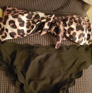 Women's bathing suit